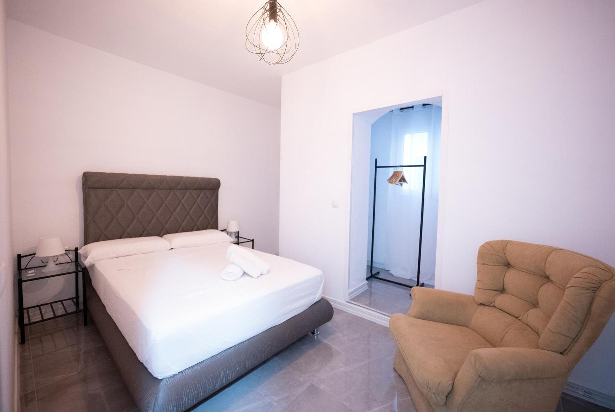 Apartalux Premium Suites Grao de Castellon Ngoại thất bức ảnh